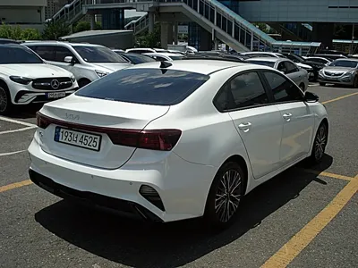 Kia K3 2023, 22800 км, за 13154.42 USD