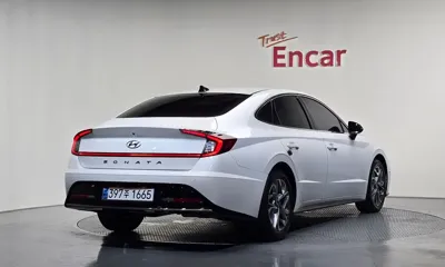 Hyundai Sonata 2022, 122092 км, за 15688.59 USD