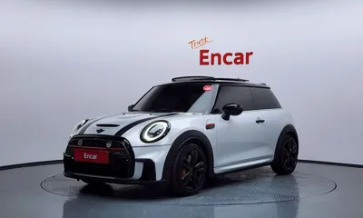 MINI Cooper · 2022 год