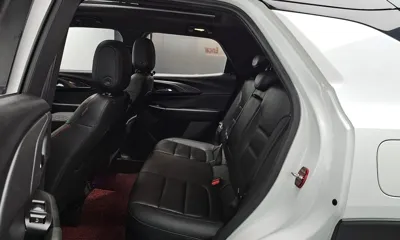 ChevroletGMDaewoo Trailblazer 2021, 122645 км, за 10564.91 USD - фото 12