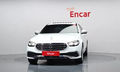 Mercedes-Benz E-Class 2021, 37927 км, за 24039.1 USD