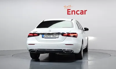 Mercedes-Benz E-Class 2021, 37927 км, за 24039.1 USD