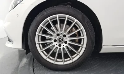 Mercedes-Benz E-Class 2021, 37927 км, за 24039.1 USD
