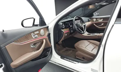 Mercedes-Benz E-Class 2021, 37927 км, за 24039.1 USD - фото 10