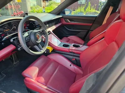 Porsche Taycan 2024, 34900 км, за 99570.92 USD - фото 7
