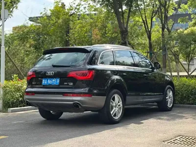 Audi Q7 2014, 140000 км, за 8239.98 USD