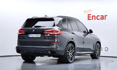 BMW X5 2022, 60902 км, за 51225.36 USD