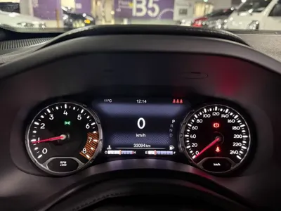 Jeep Renegade 2021, 33094 км, за 10634.11 USD - фото 8