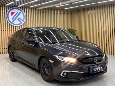 Honda Civic 2020, 29000 км, за 8651.98 USD