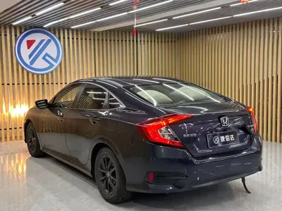 Honda Civic 2020, 29000 км, за 8651.98 USD - фото 9