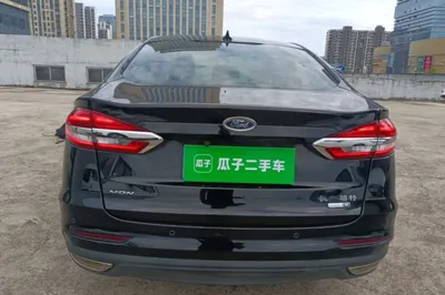 Ford Mondeo 2018, 57800 км, за 10311 USD
