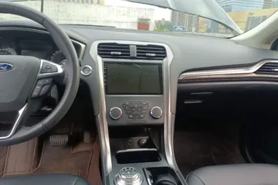 Ford Mondeo 2018, 57800 км, за 10311 USD - фото 15