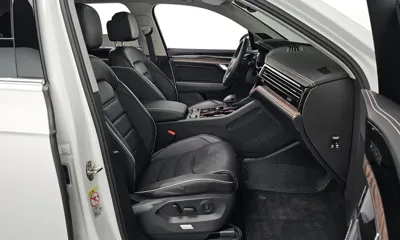 Volkswagen Touareg 2024, 18074 км, за 49570.37 USD - фото 11