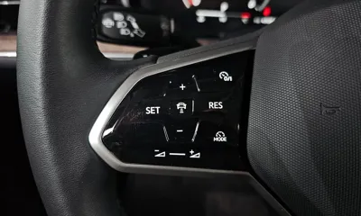 Volkswagen Touareg 2024, 18074 км, за 49570.37 USD - фото 27