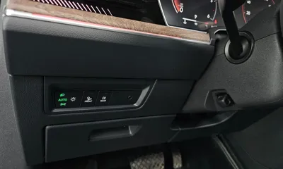 Volkswagen Touareg 2024, 18074 км, за 49570.37 USD - фото 30