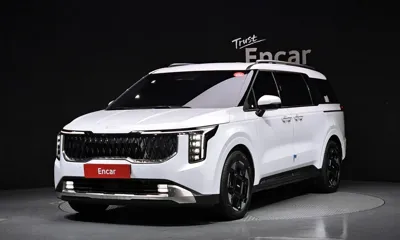 Kia Canival · 2025 год