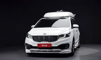 Kia Canival 2018, 105483 км, за 10097.73 USD