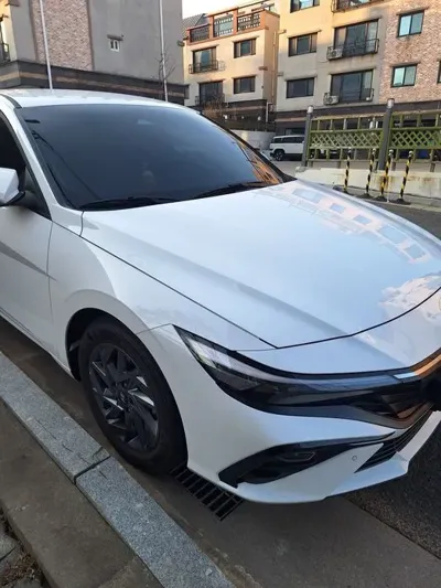 Hyundai Avante 2025, 25000 км, за 12950.11 USD