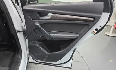 Audi Q5 2023, 44596 км, за 29539.19 USD - фото 25