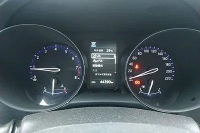 Toyota Izoa 2020, 44400 км, за 10439 USD - фото 19
