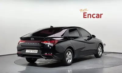 Hyundai Avante 2021, 103971 км, за 7944.26 USD