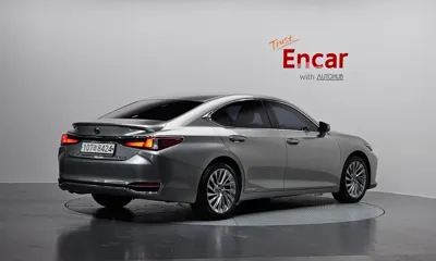 Lexus ES 2020, 72592 км, за 26422.2 USD