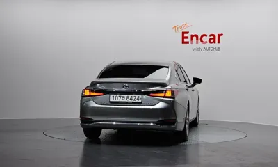 Lexus ES 2020, 72592 км, за 26422.2 USD