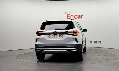 Kia Seltos 2021, 84092 км, за 8660.54 USD