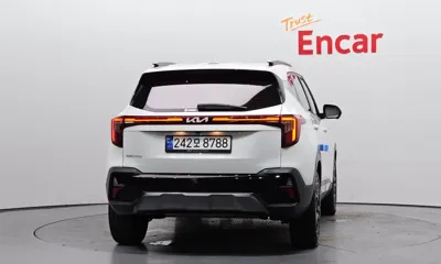 Kia Seltos 2024, 25089 км, за 18735.38 USD