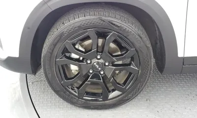 Kia Seltos 2024, 25089 км, за 18735.38 USD