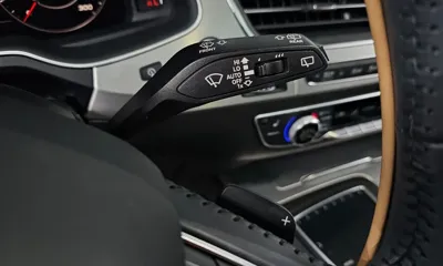 Audi Q7 2019, 102193 км, за 16576.73 USD - фото 29