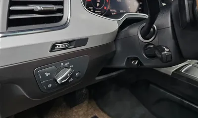 Audi Q7 2019, 102193 км, за 16576.73 USD - фото 32