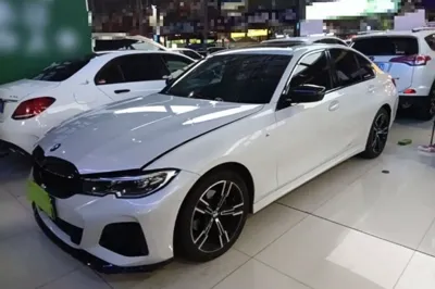 BMW 3 Series · 2022 год