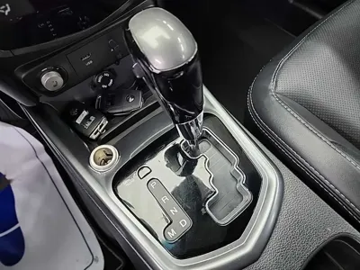 KG_Mobility_Ssangyong TIBOLI 2018, 117527 км, за 4923.2 USD - фото 8