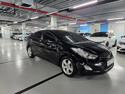 Hyundai Avante 2013, 77475 км, за 4012.17 USD