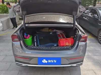 Kia K5 2021, 47000 км, за 10270.55 USD
