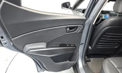 KG_Mobility_Ssangyong TIBOLI 2024, 22332 км, за 12275.17 USD - фото 25