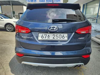 Hyundai Santafe 2015, 121728 км, за 4853.43 USD
