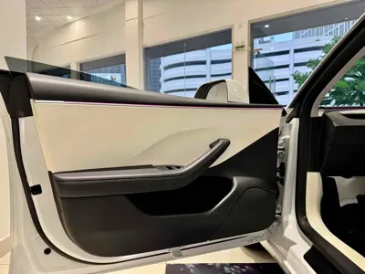 Tesla Model 3 2024, 12000 км, за 18830.38 USD - фото 7