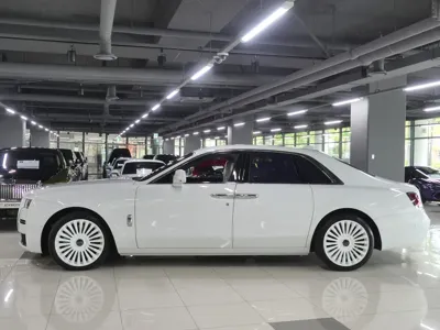 Rolls-Royce Ghost 2021, 11500 км, за 224273.47 USD