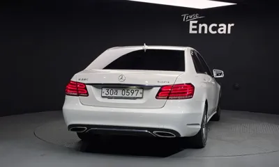 Mercedes-Benz E-Class 2016, 137738 км, за 6695.55 USD