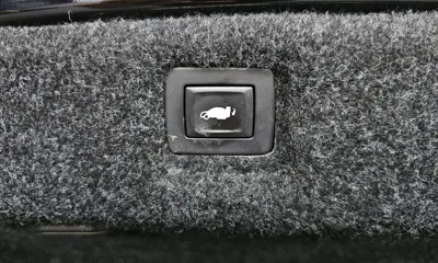 Cadillac CT6 2018, 139034 км, за 9915.4 USD - фото 37