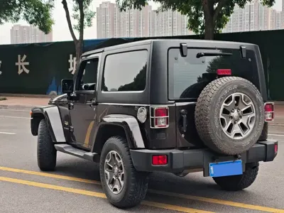 Jeep Wrangler 2014, 116000 км, за 12948.54 USD