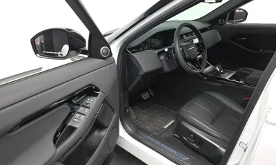 Land Rover Range Rover Evoque 2024, 15089 км, за 30987.77 USD - фото 10
