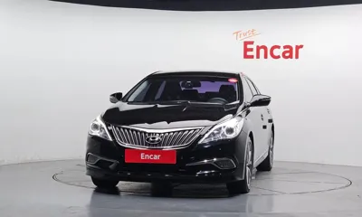 Hyundai Grandeur 2015, 163235 км, за 3907.01 USD