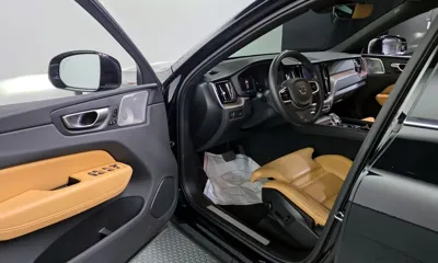 Volvo XC60 2022, 38430 км, за 27558.54 USD - фото 10