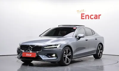Volvo S60 · 2020 год