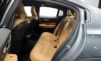 Volvo S60 2020, 105250 км, за 15526.92 USD - фото 12
