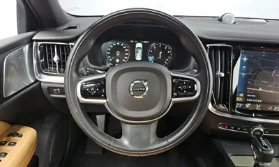 Volvo S60 2020, 105250 км, за 15526.92 USD - фото 13