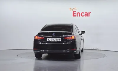 Lexus ES 2021, 47232 км, за 25600.63 USD